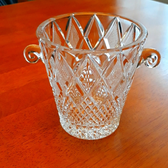 Crystal vase - Picture 1 of 3